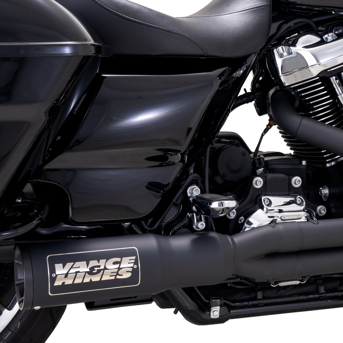 Vance & Hines #47321-22 - 2-into-1 High Output PCX™ Exhaust System - Black - Touring