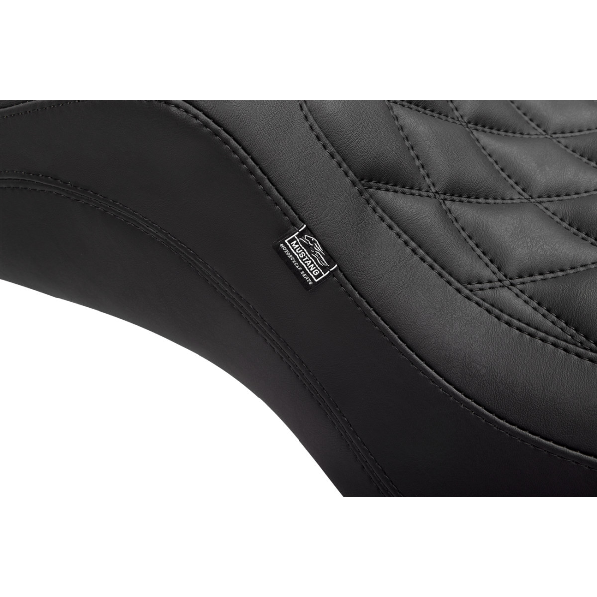 Mustang #88416 - One Piece 2-Up Squareback Seat - Double Diamond - Smooth - FLH/FLT '23-'25