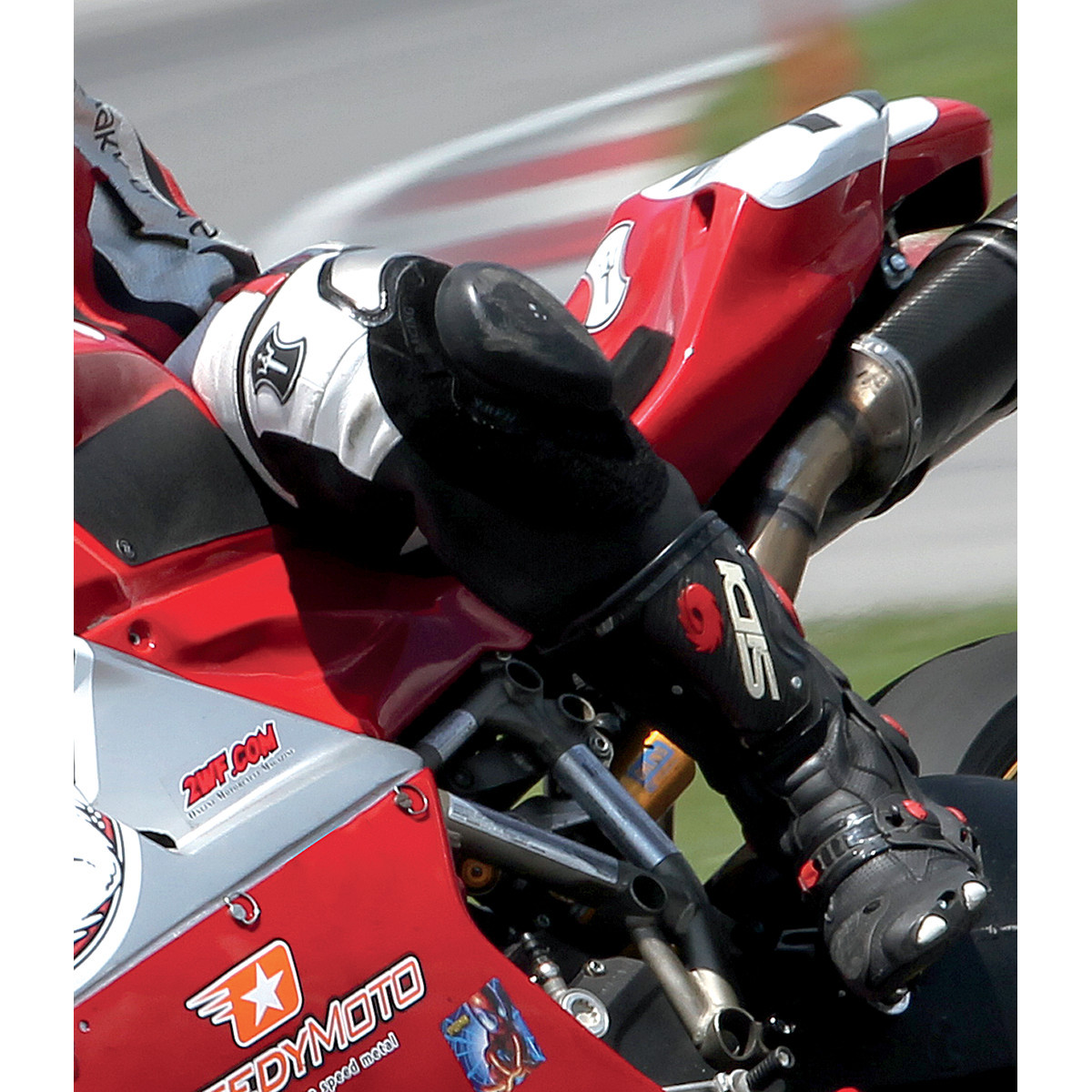 Chicken Hawk Racing #KS-BLK - Knee Sliders - Black
