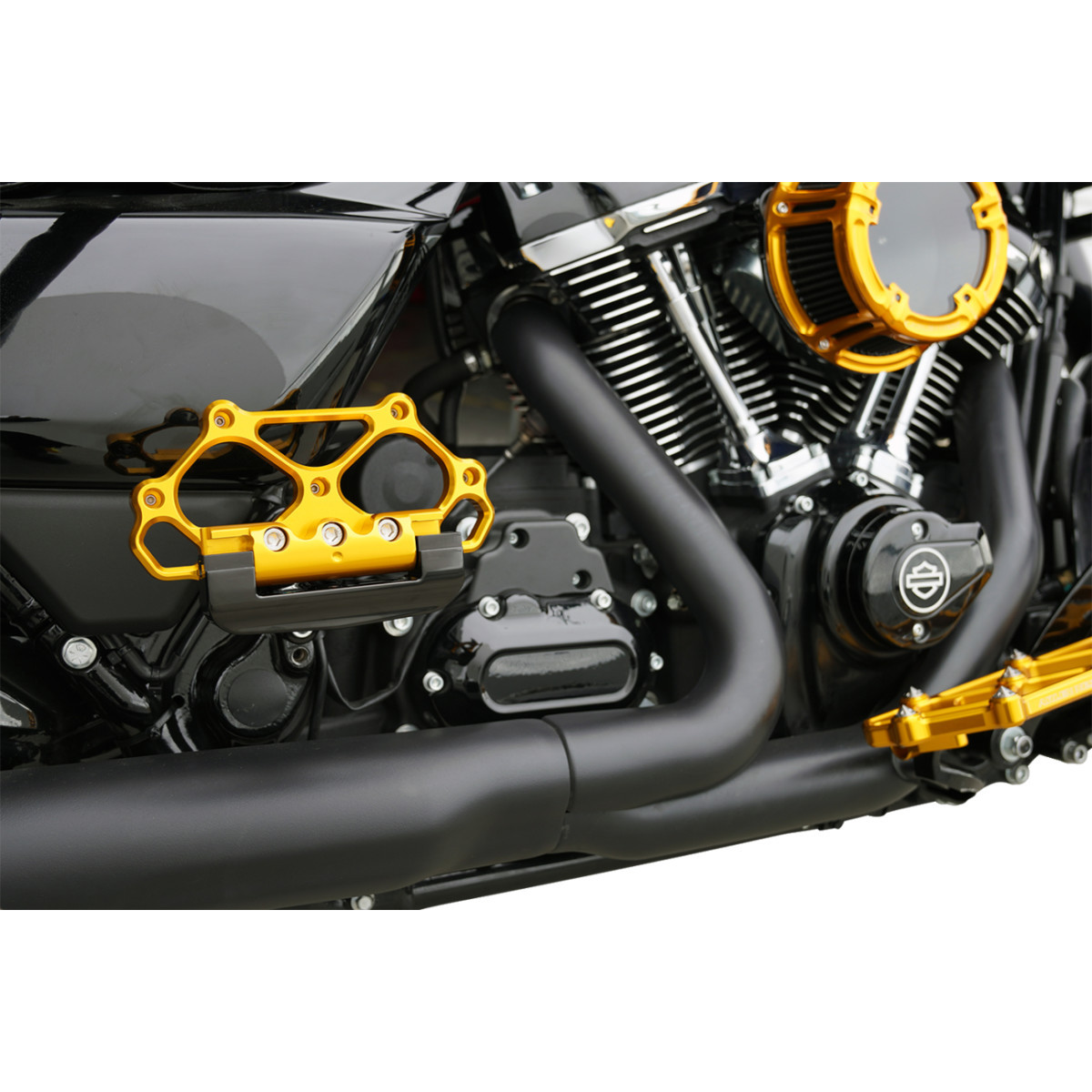 Arlen Ness #410-061 - Diamond Floorboards - Passenger - Gold