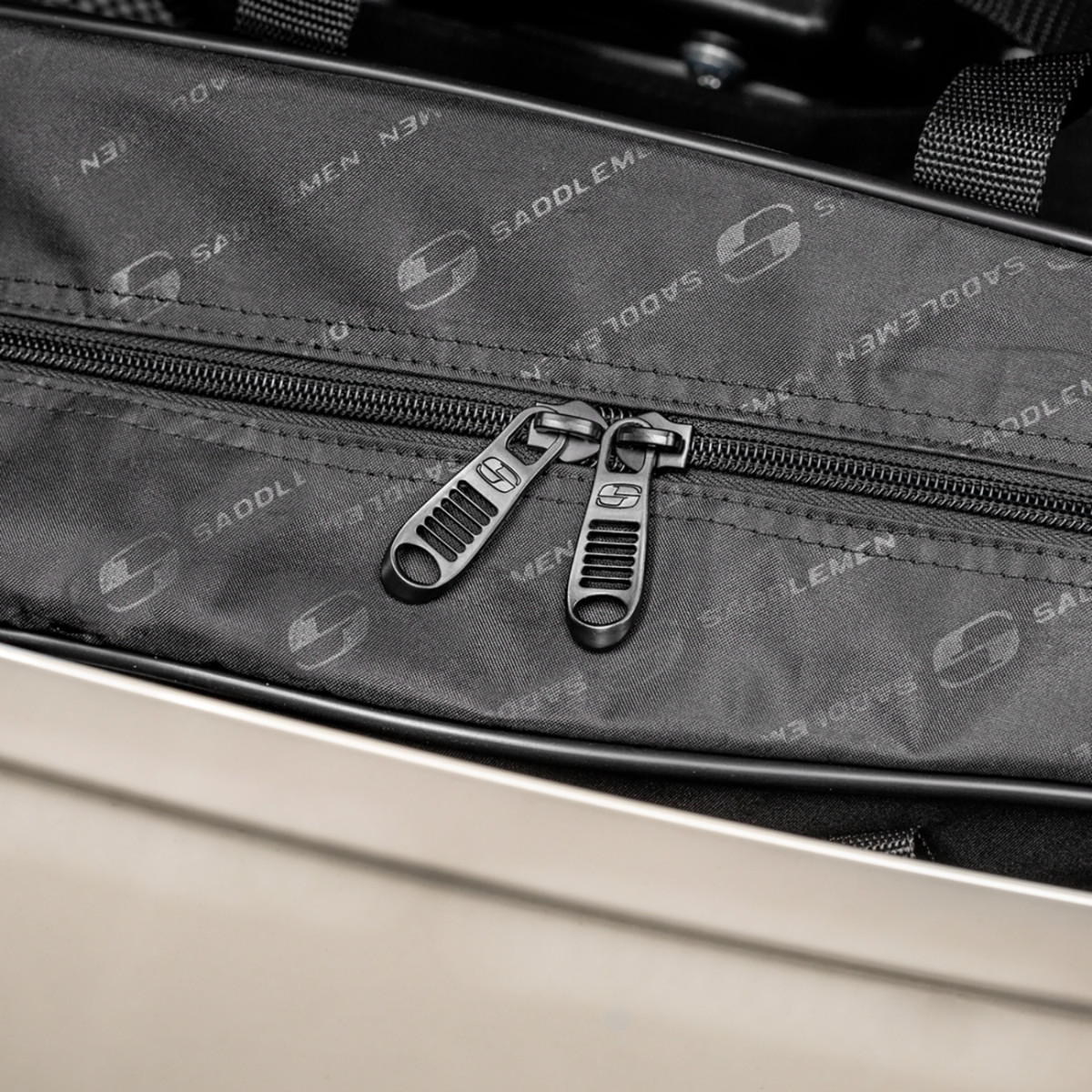 Saddlemen #EX000979 - Saddlebag Liners - FXLRST