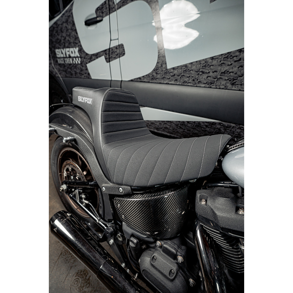 Slyfox #4701B-slyfox - High Noon Seat - Vinyl - Classic Stitch - Silver Logo - FL/FX '18-'24