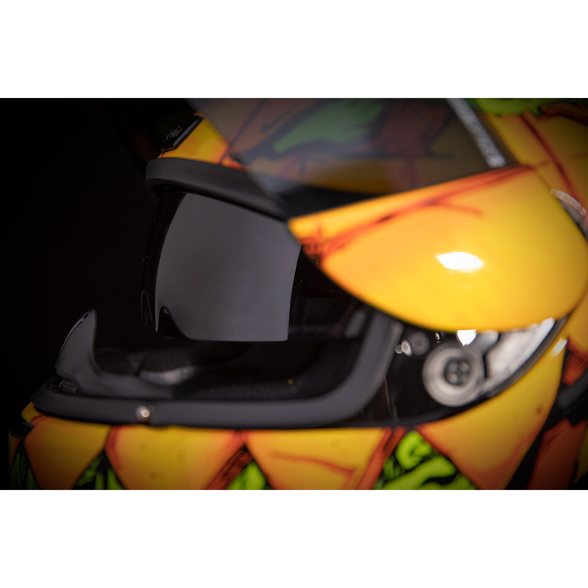 Icon - Airform™ Helmet - Trick or Street - Orange - XS