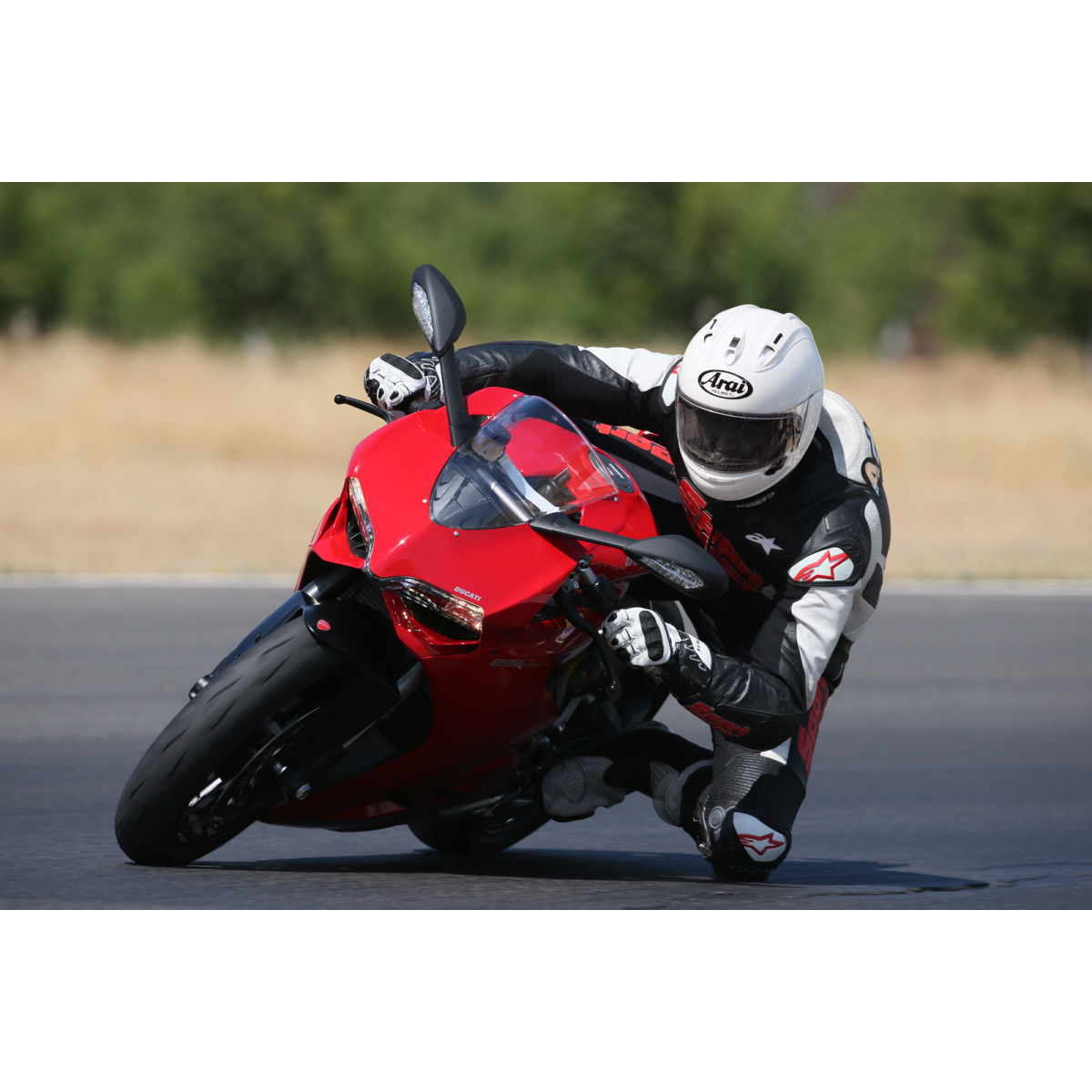 Arai Helmets #0101-18501 - Corsair-X Helmet - White - Medium