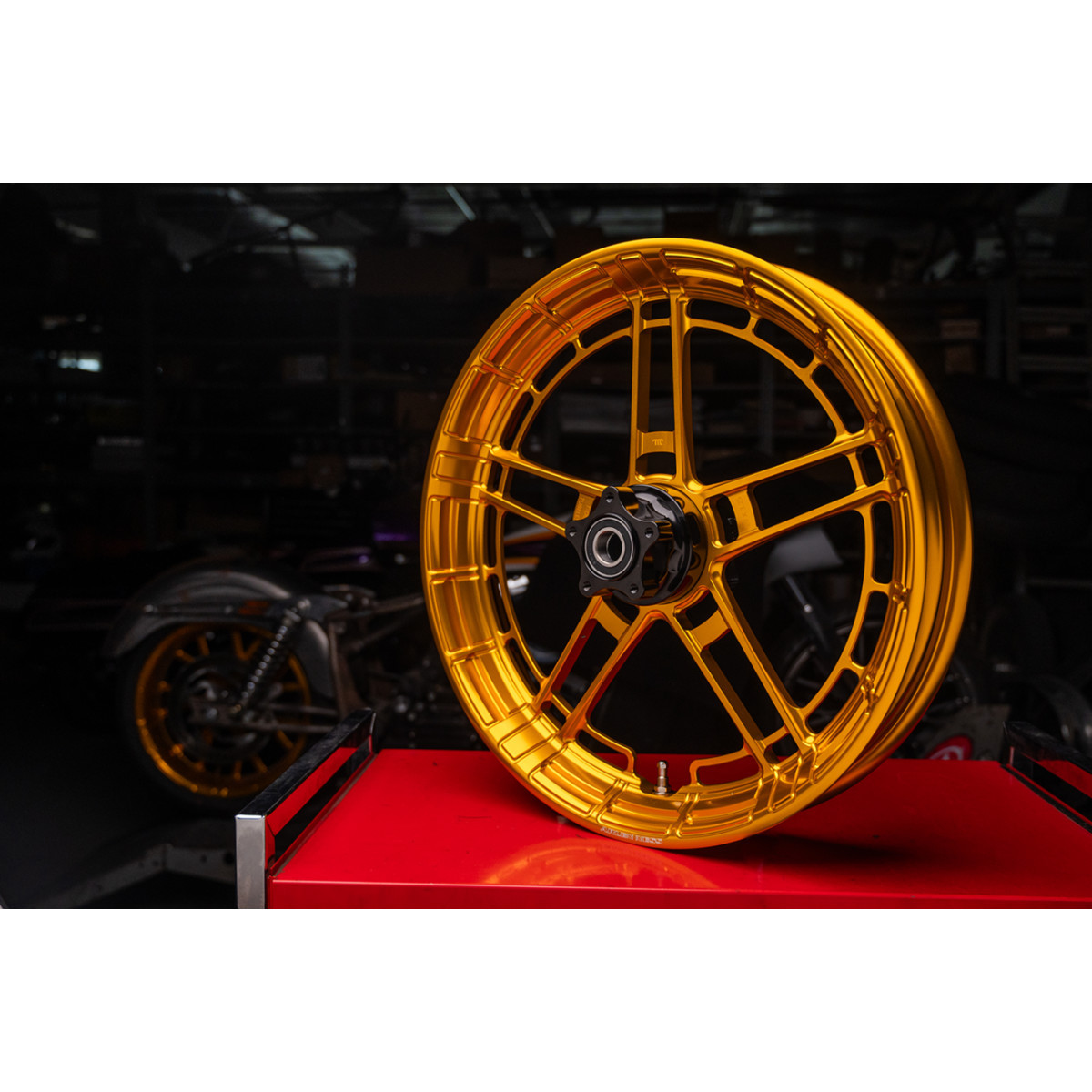 Arlen Ness #330-050 - Rim - Flatline - Rear - Gold - 18x5.5