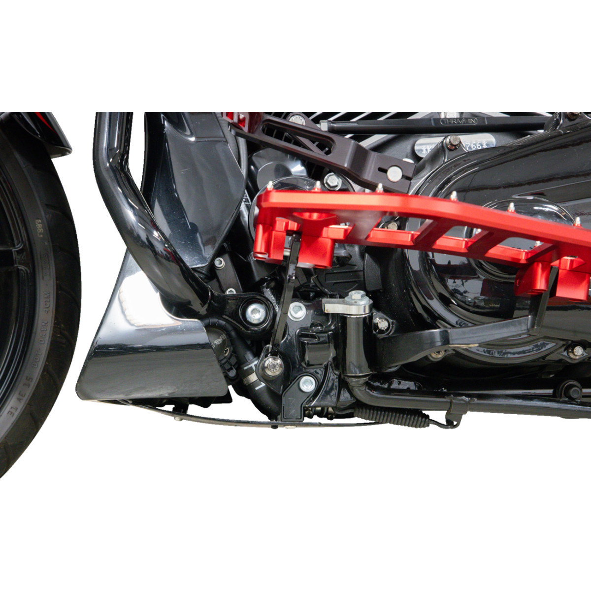 Thrashin Supply CO. #TSC-3034-1 - Skid Plate - Carbon Fiber/Gloss - With Black Brackets - FLHX/FLTRX