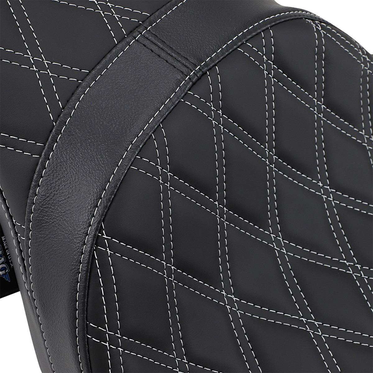Drag Specialties Seats - Predator 2-Up Seat - Double Diamond - Silver Stitching - FL '08-'23