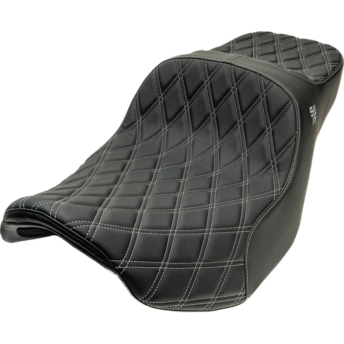 Slyfox #4729D - Chariot Seat - Silver Double Diamond Stitch - Silver Logo - FLH/FLT '23.5-'26