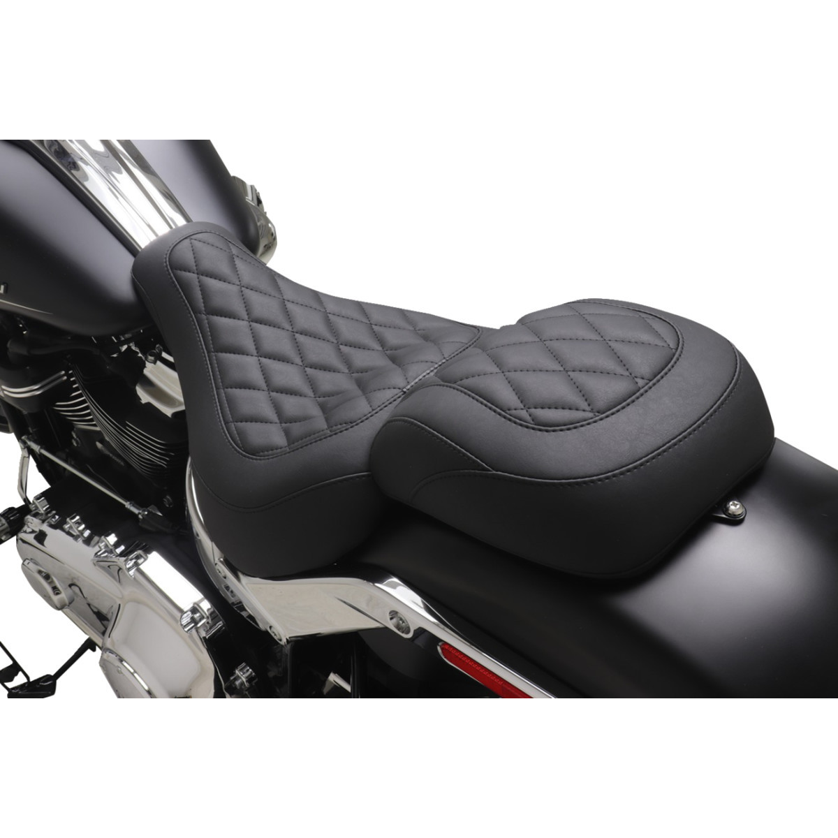 Mustang #85033 - Wide Tripper™ Solo Seat - no Backrest - Diamond - Black Stitch - FXBR '23-'25