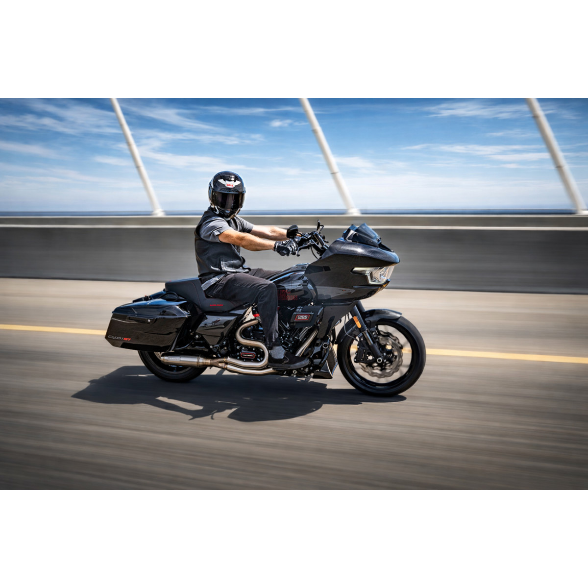 Saddlemen #CF-823-07-001 - Carbon Fiber Front Fender - Gloss - Touring '23-'25