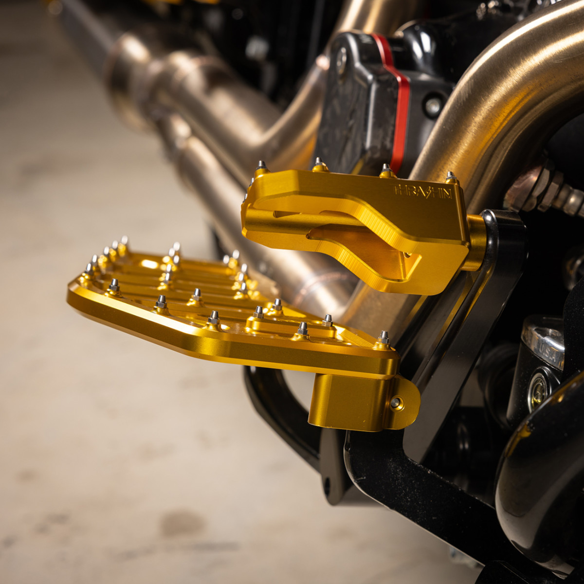 Thrashin Supply CO. #TSC-2219-5 - Aggressor Floorboards - Gold