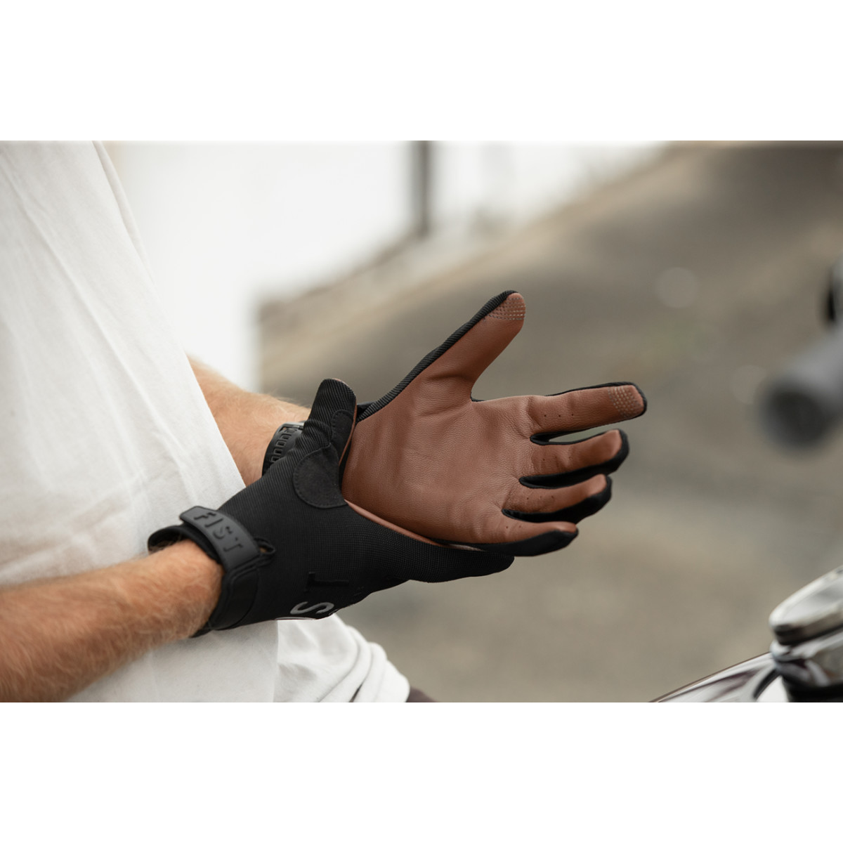 Fist Handwear #FHB002XXS - Moto Hybrid Leather Gloves - Tan - 2XS