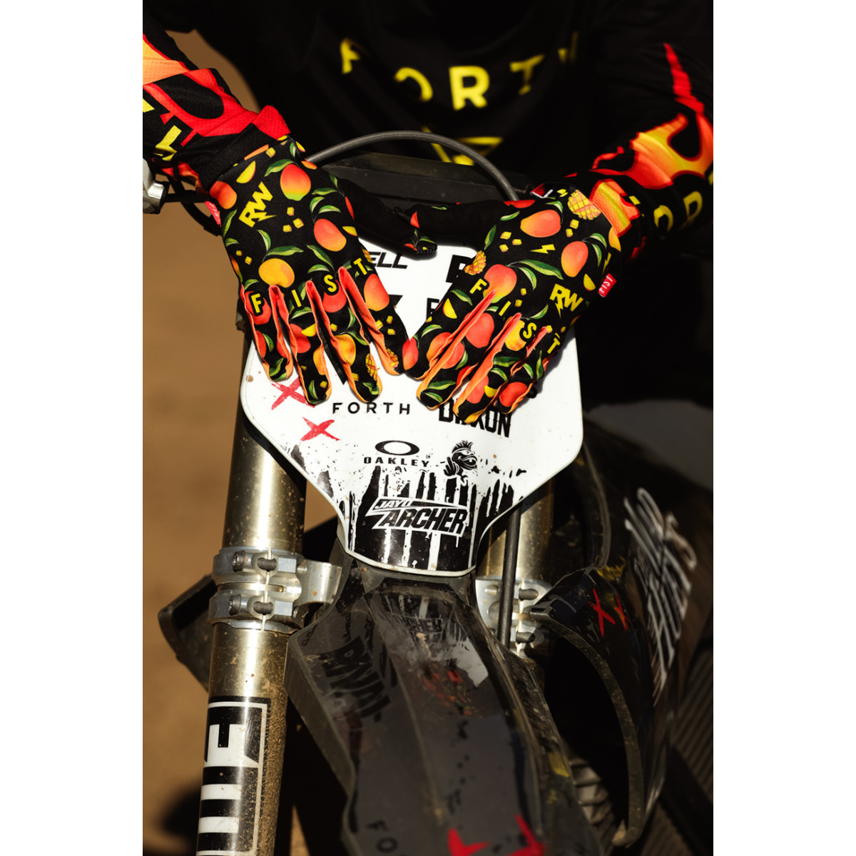Fist Handwear #F-GS-01521-XS - Strapped R-Willy Red Label Mango Madness Gloves - XS