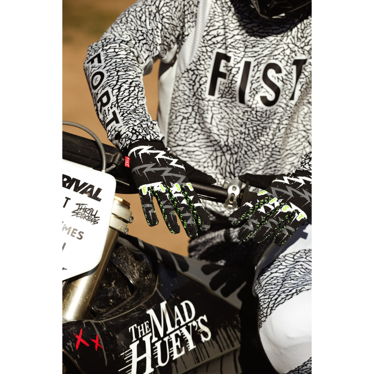 Fist Handwear #F-GS-01522-XXS - Strapped Taka Higashino Cali Roll Gloves - 2XS