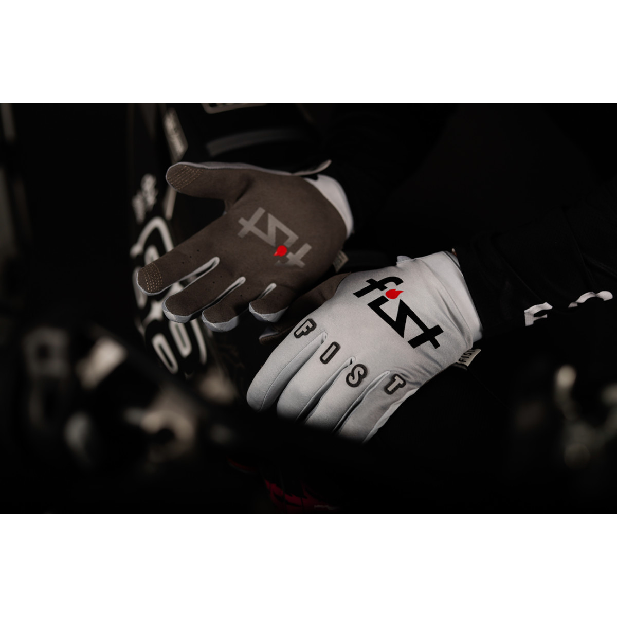 Fist Handwear #F-GF-01524-M - Frosty Lighter Gloves - Medium