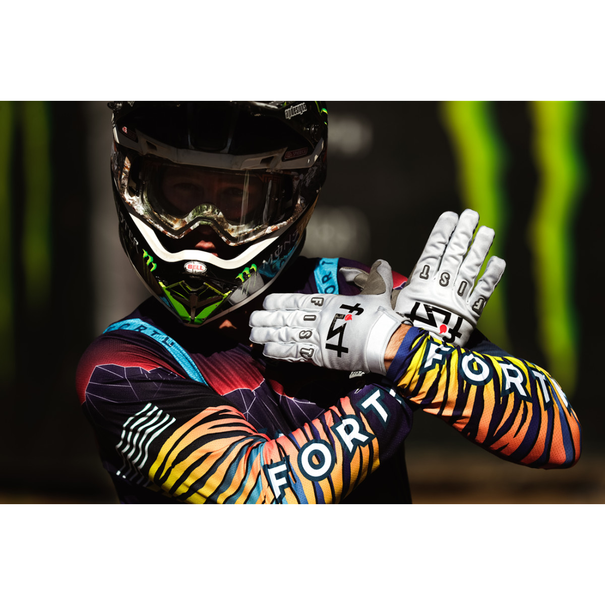 Fist Handwear #F-GF-01524-M - Frosty Lighter Gloves - Medium
