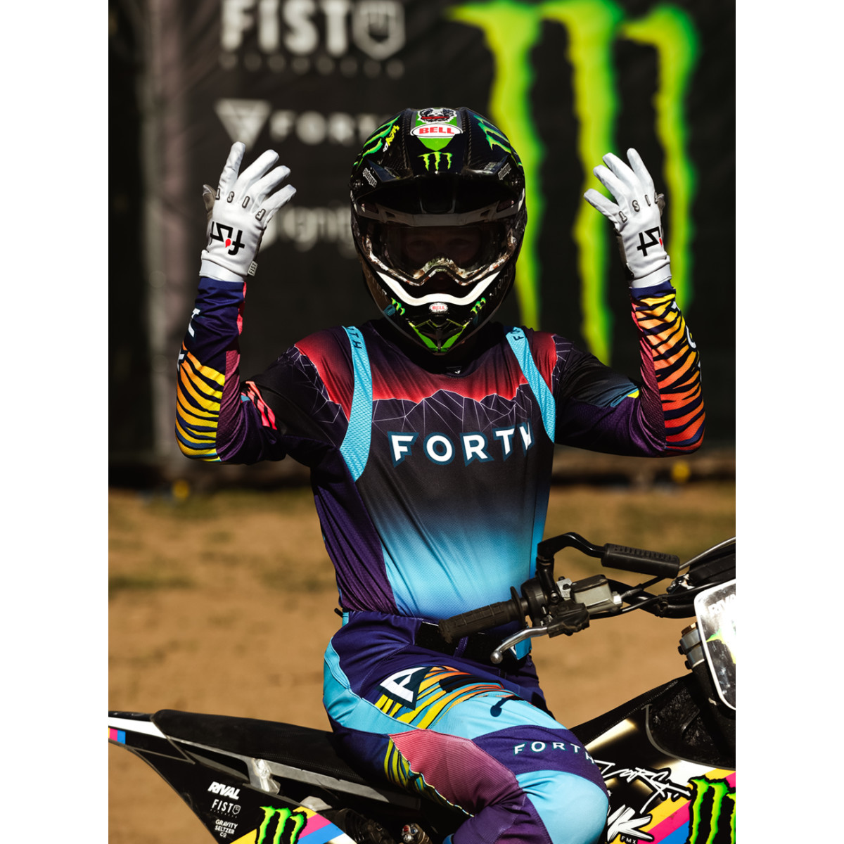 Fist Handwear #F-GF-01524-M - Frosty Lighter Gloves - Medium