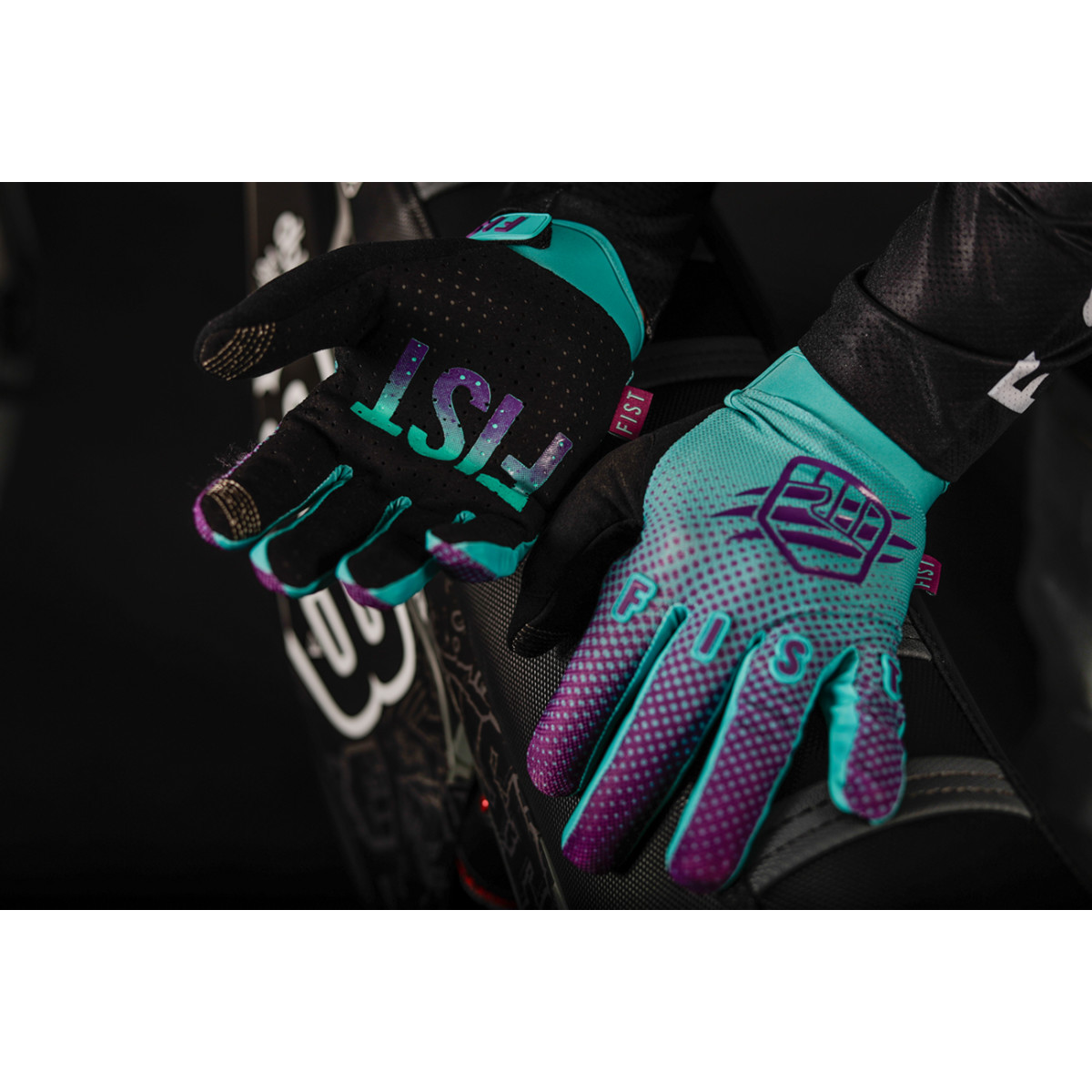 Fist Handwear #F-GB-01525-M - Breezer Gloves - Violet Halftone - Medium