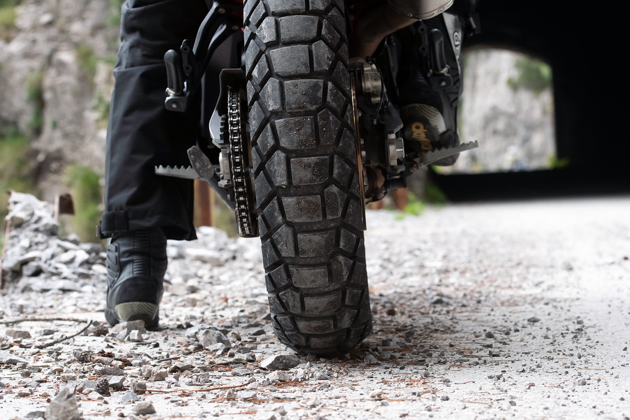 Tire - TKS70 - Rear - 130/80R17 - 65S - Tubeless