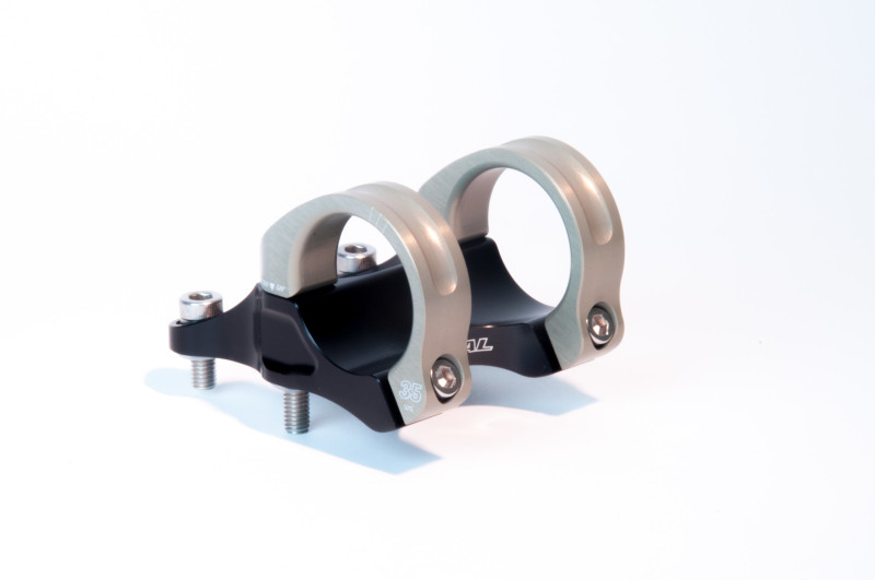 Renthal STM114-BKAG Renthal Integra 35 Handlebar Clamp 45 mm./ +10 Rise