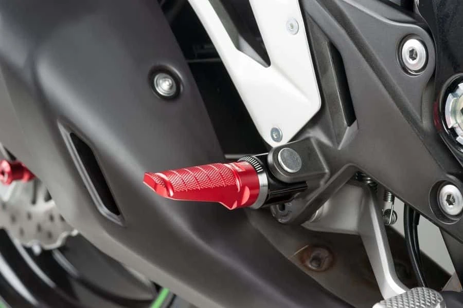 Puig #6301R - Footpegs Racing RED