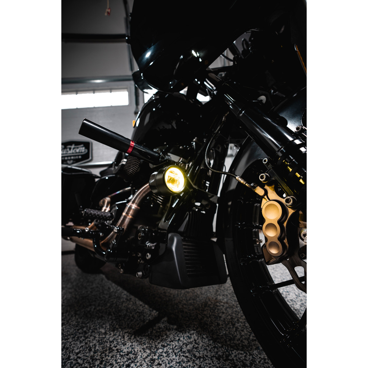 Custom Dynamics #PB-125-B - Mount Kit for 1-1/4" Tube - Gloss Black