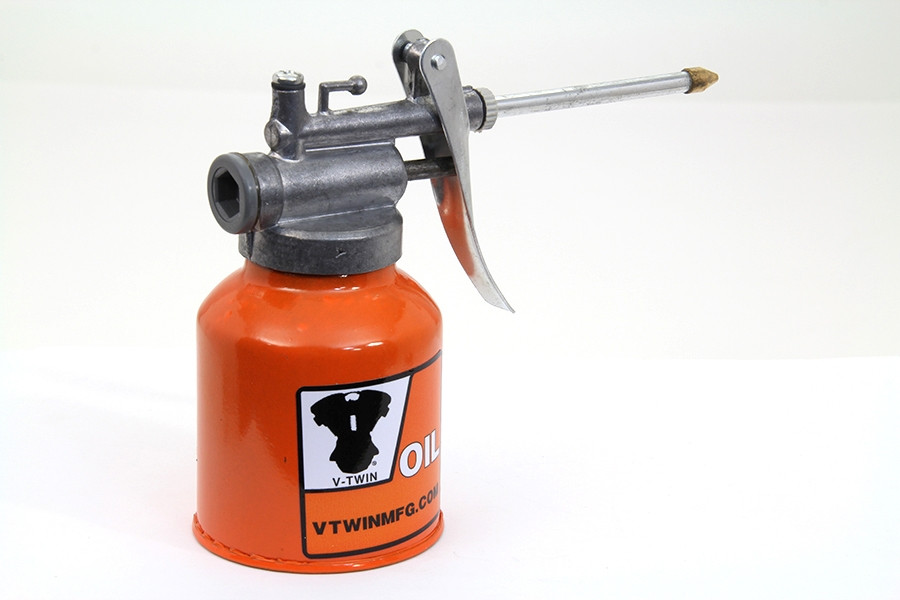 Motorshop #68310 - V-Twin Metal Squirt Oil Can