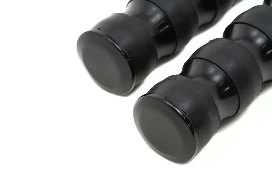 Wyatt Gatling #8412 - Black Three Band Style Footpeg Set
