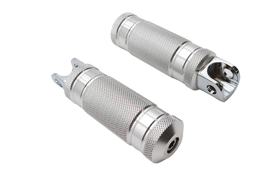 Wyatt Gatling #17-0956KB - Silver Knurled Four Grooved Footpeg Set