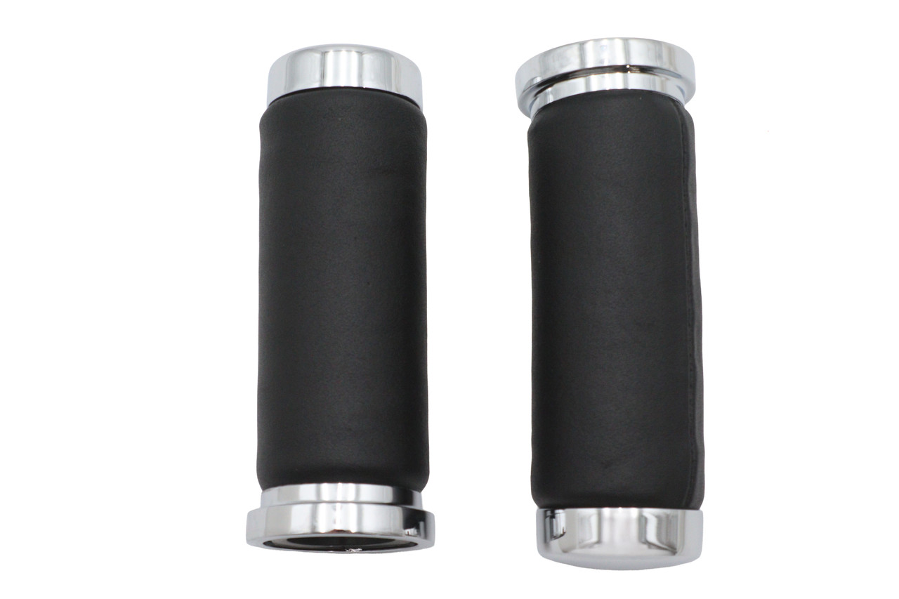 Wyatt Gatling #75194 - Black Leather Grip Set with Smooth End Caps