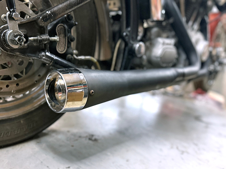 V-Twin #8760 - Wyatt Gatling Holeshot Exhaust Set Black