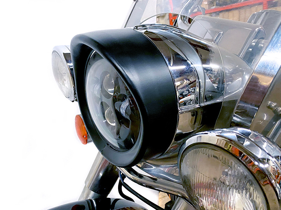 Wyatt Gatling #61400293 - Outer Headlamp Black Frenched Trim Ring with Visor