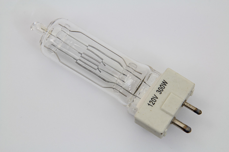 Wyatt Gatling - 300 Watt Bulb 120 Volt