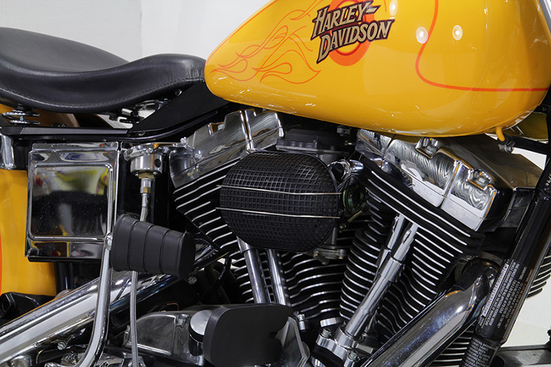 V-Twin - Black Wyatt Gatling Air Cleaner Assembly