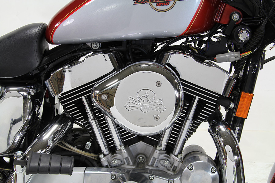 V-Twin - Chrome Wyatt Gatling Air Cleaner Assembly