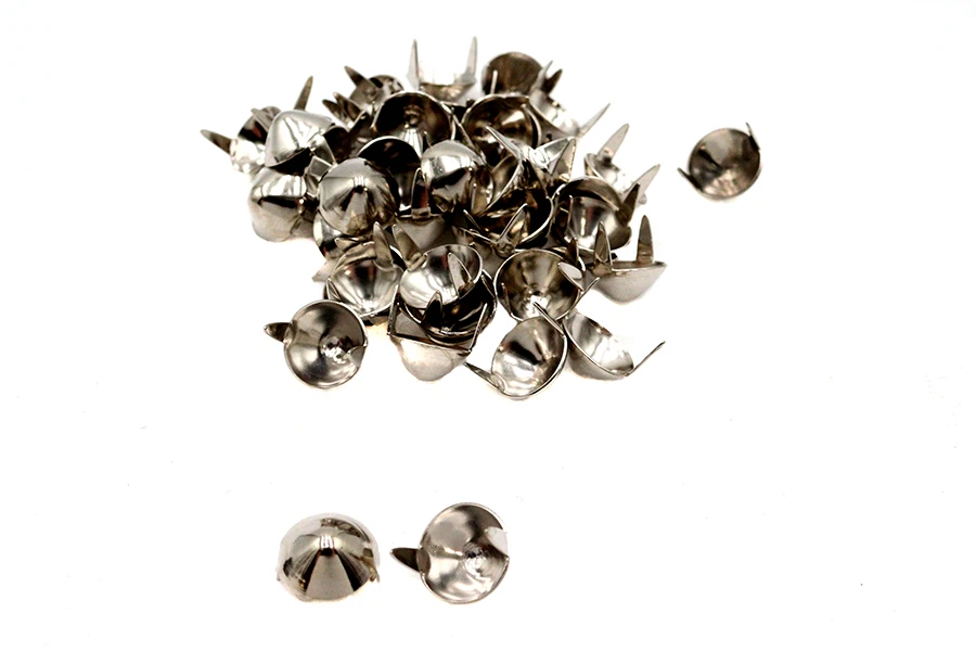 Standard Rivet #404 - 7/16 inch Pointed Saddlebag Spot Bright Nickel