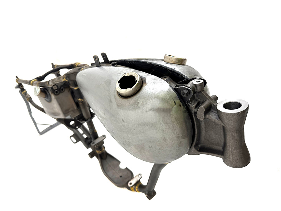 Wyatt Gatling - WR 45 inch 2.5 Gallon Gas Tank Set