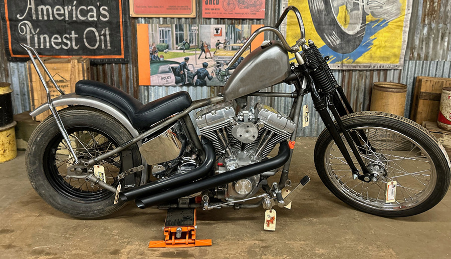 Wyatt Gatling - Chopper  inchHummer inch 2.5 Gallon Gas Tank