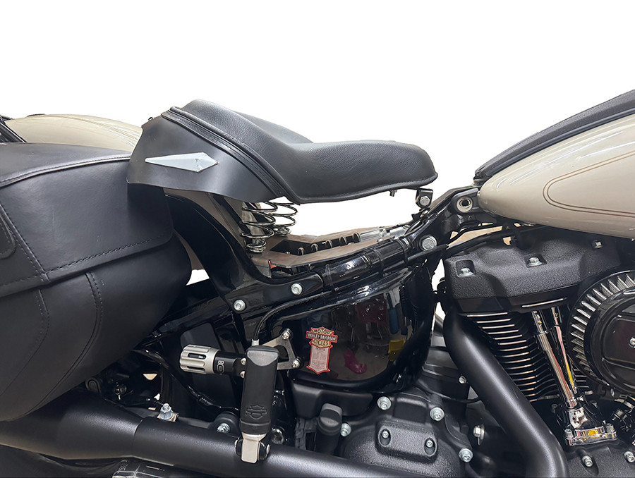 V-Twin - Police Solo Seat Kit