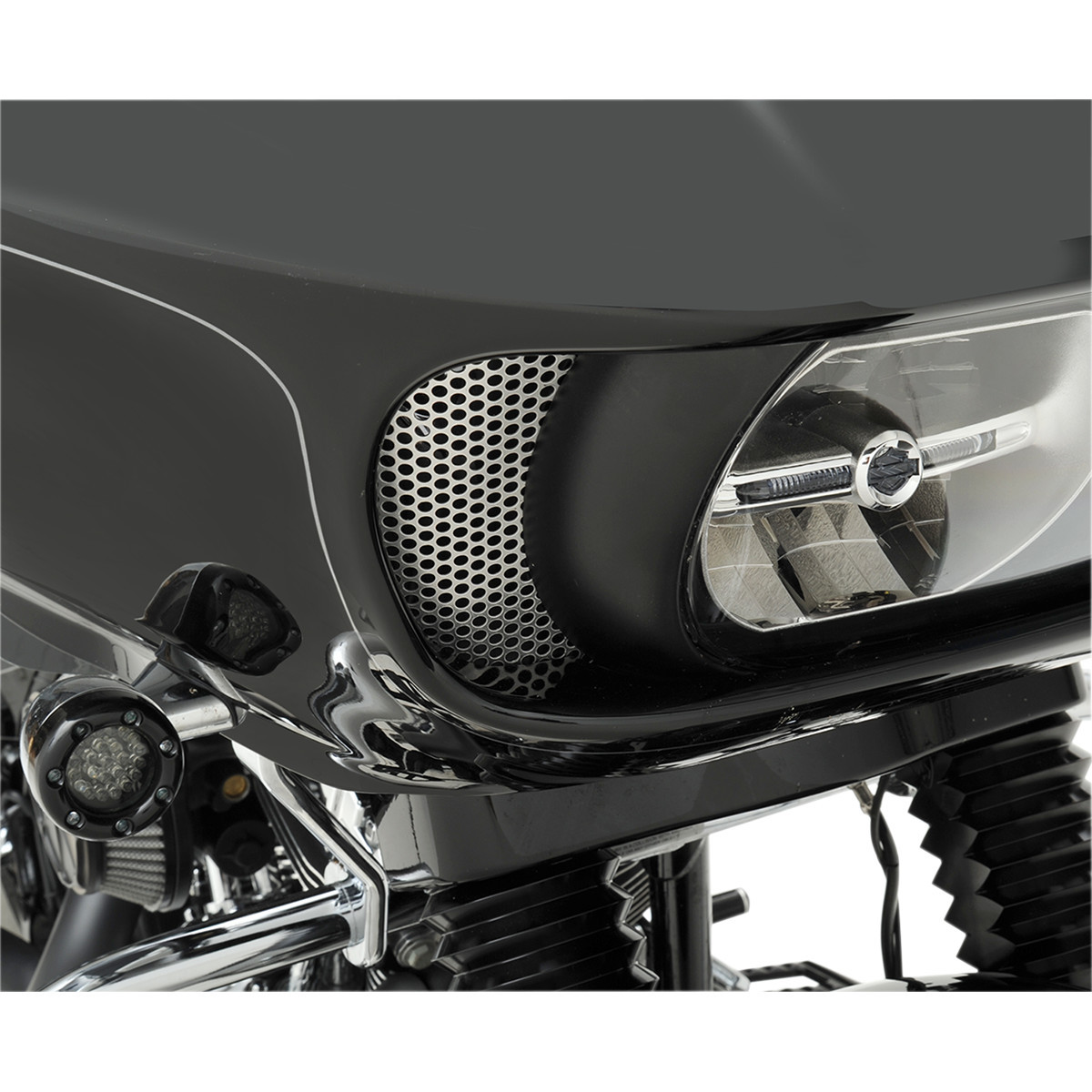 Klock Werks #KWS-01-0368 - Fairing Vent Screen - Round - Chrome - FLTR