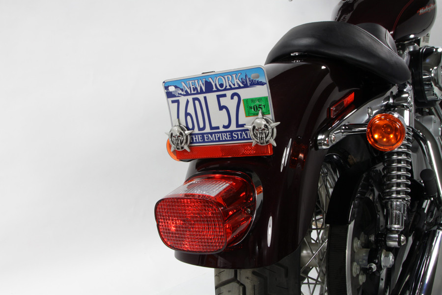 V-Twin #13-1226 - Skull on Star License Plate Topper Set