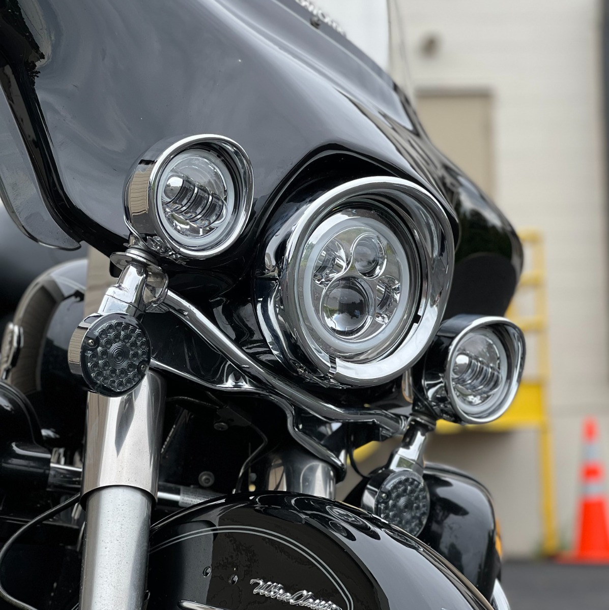 Hogworks 7" Headlight Visor Trim Ring for Harley-davidson® | Chrome