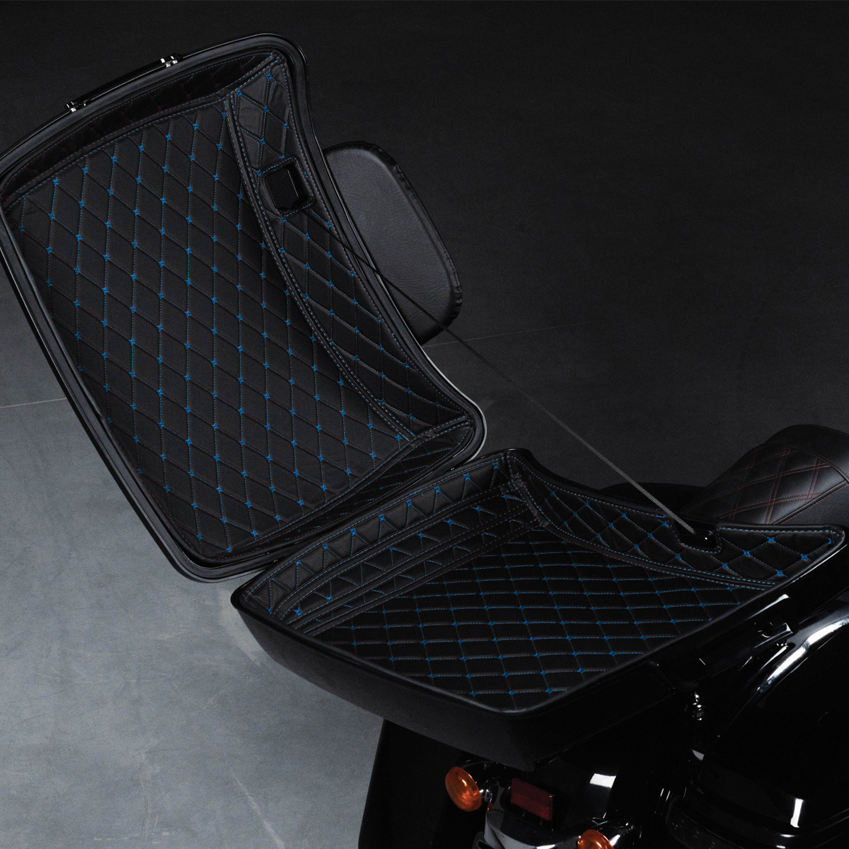 Hogworks Hogworkz® Razor Tour Pack Liner | Black w/ Blue Stitching