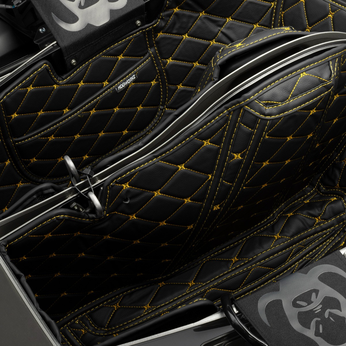 Hogworks Hogworkz® Saddlebag Liners for Harley® Street Glide & Road Glide '24-'25 | Black w/ Gold Stitching