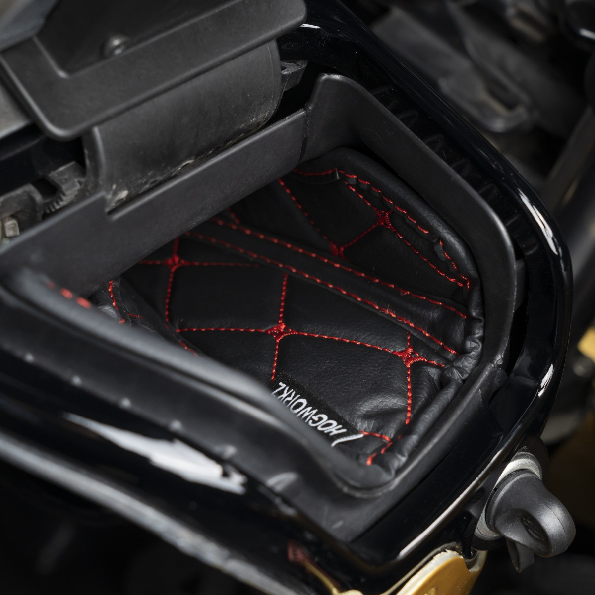 Hogworks Hogworkz® Compartment Liners for Harley® Road Glide '15-'25 | Black w/ Red Stitching