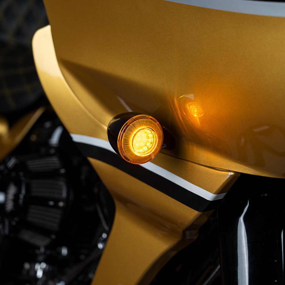 Hogworks Hogworkz® Goldtooth Led Front Turn Signals for Harley-davidson® | 1157 Base, Bullet Lens