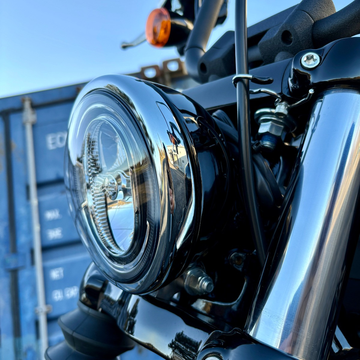 Hogworks 5.75" Headlight Trim Ring for Harley-davidson® (oem Replacement: 67790-93a) | Chrome