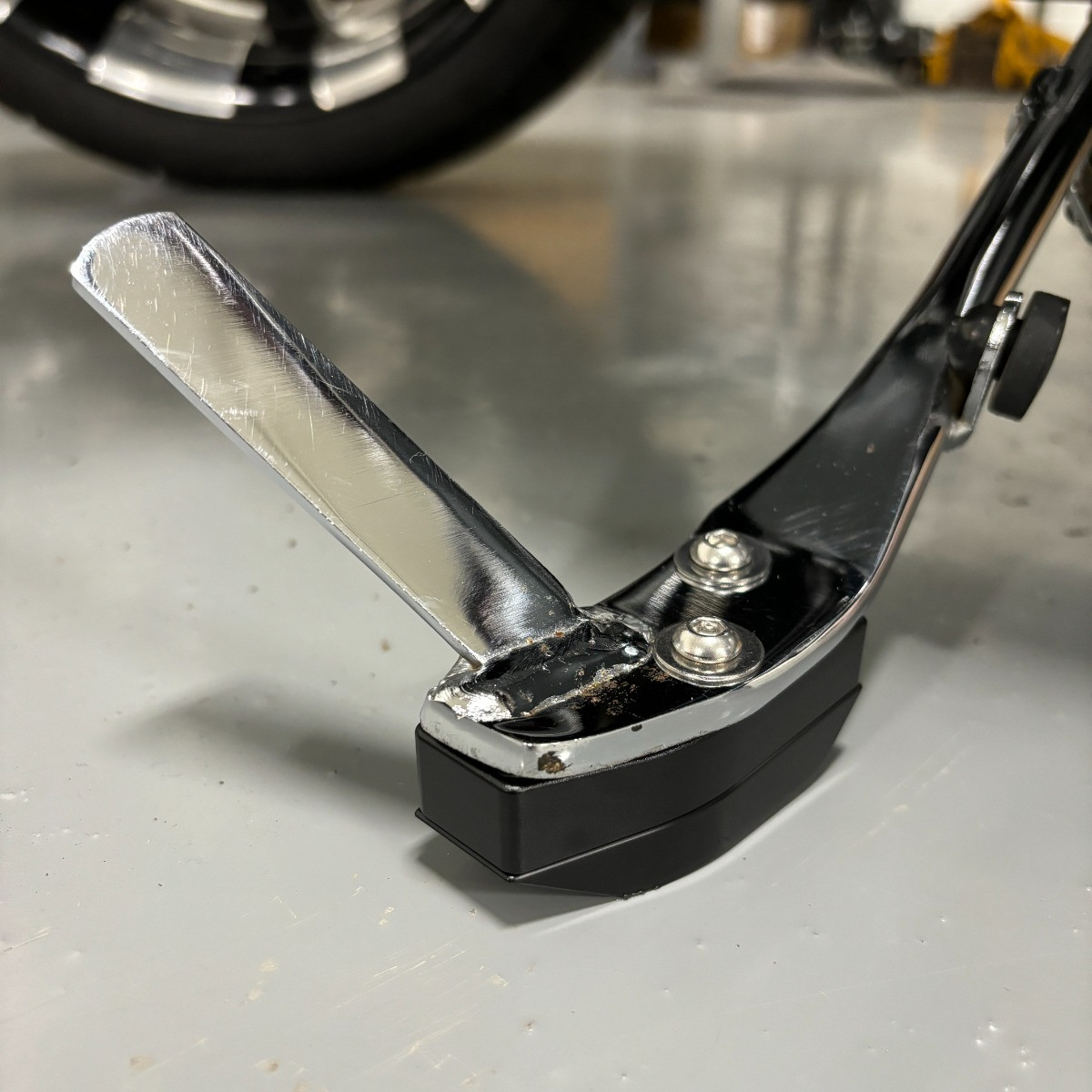 Hogworks Hogworkz® Adjustable Kickstand Lift Bracket / Block