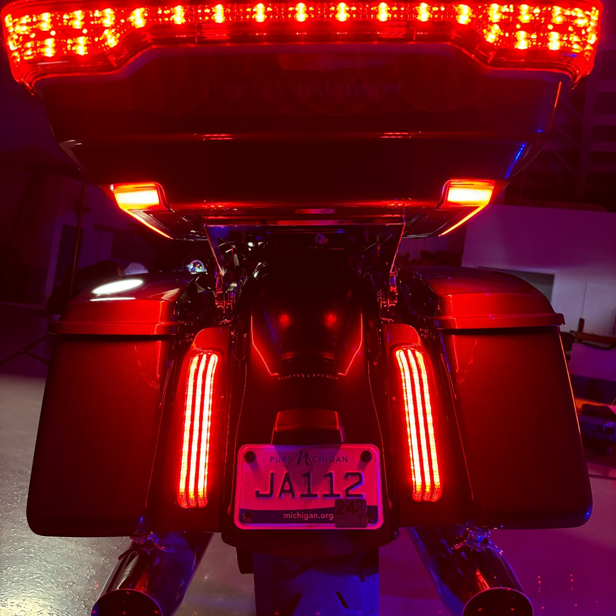 Hogworks Hogworkz® Lumipro Led Side Markers for Harley® '14-'25 Oem King Tour Pack - Red
