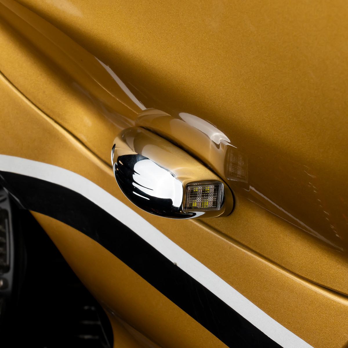 Hogworks Hogworkz® Led Podz Turn Signals for Harley® Road Glide '15-'25 - Chrome